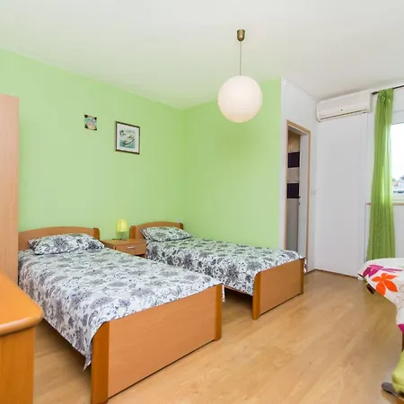 Hotel Nina